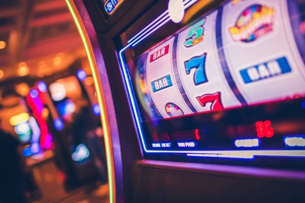 Auto Roulette live table on pututogel with real dealer and wheel